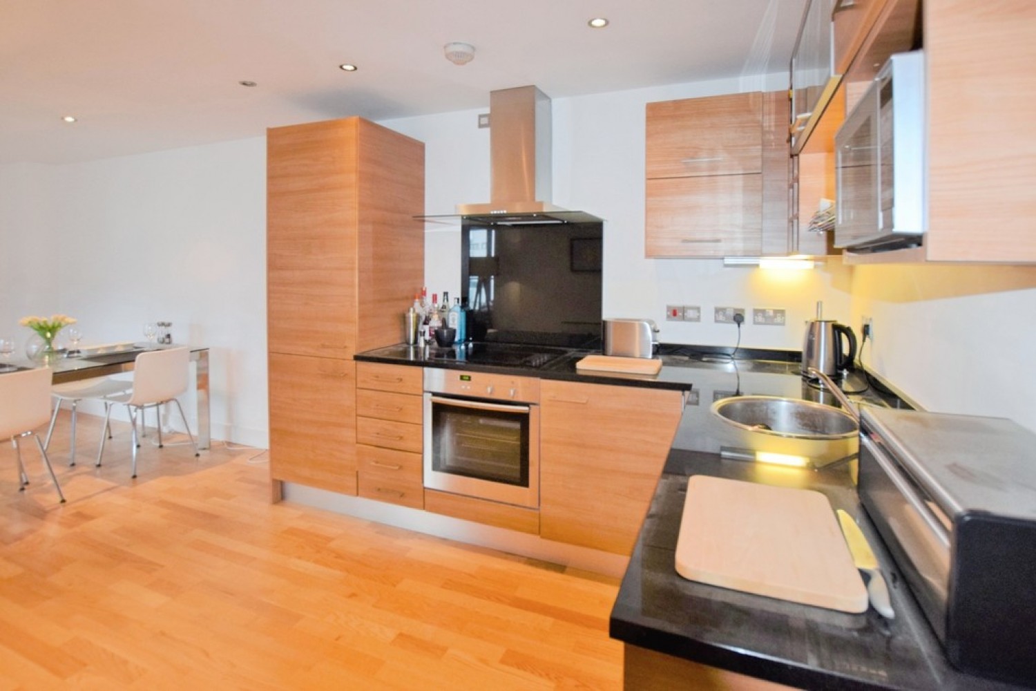 2 bedroom Flat for Sale La Salle, Leeds Dock