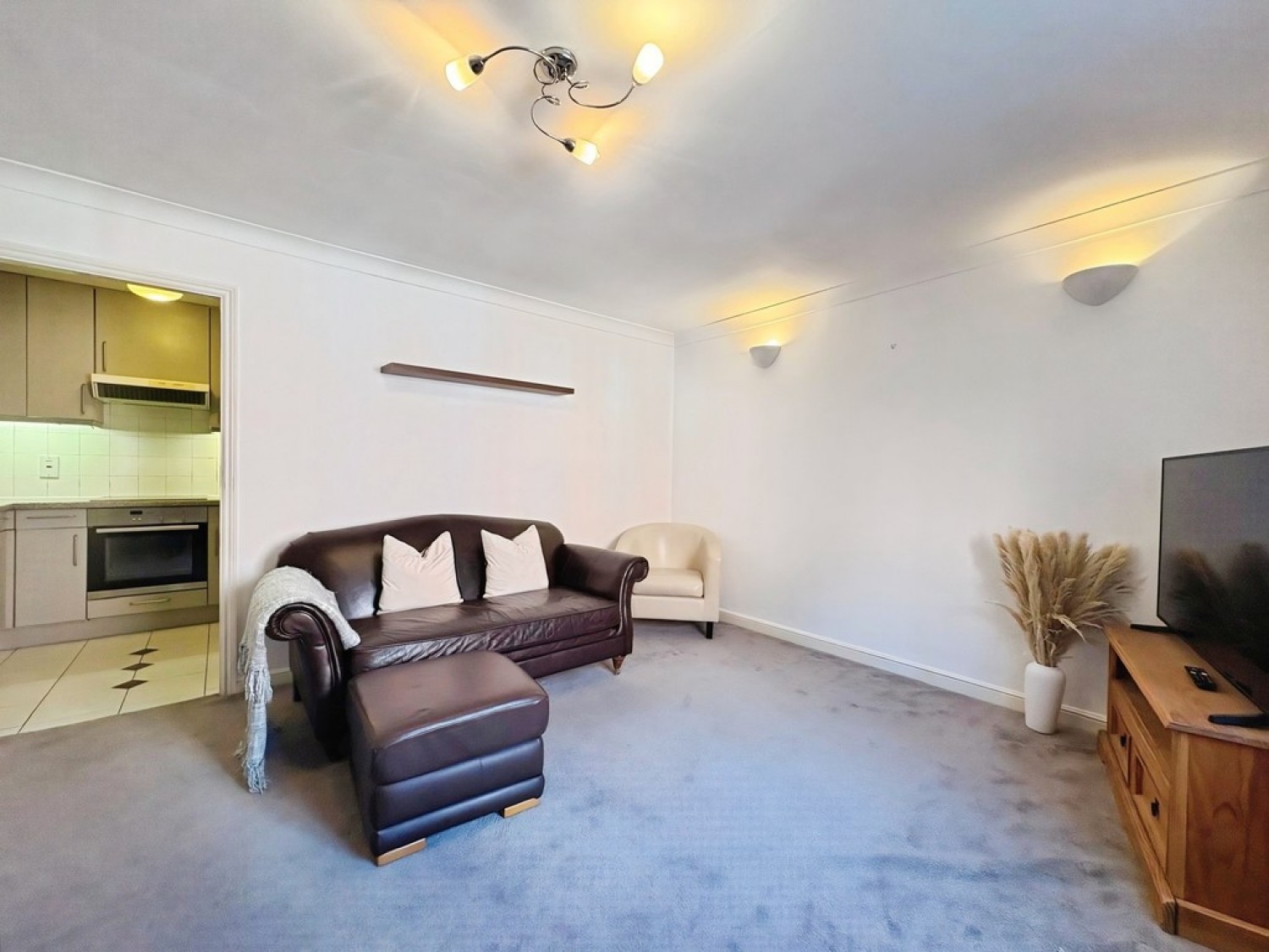 2 bedroom Flat for Letting Langtons Wharf, Leeds