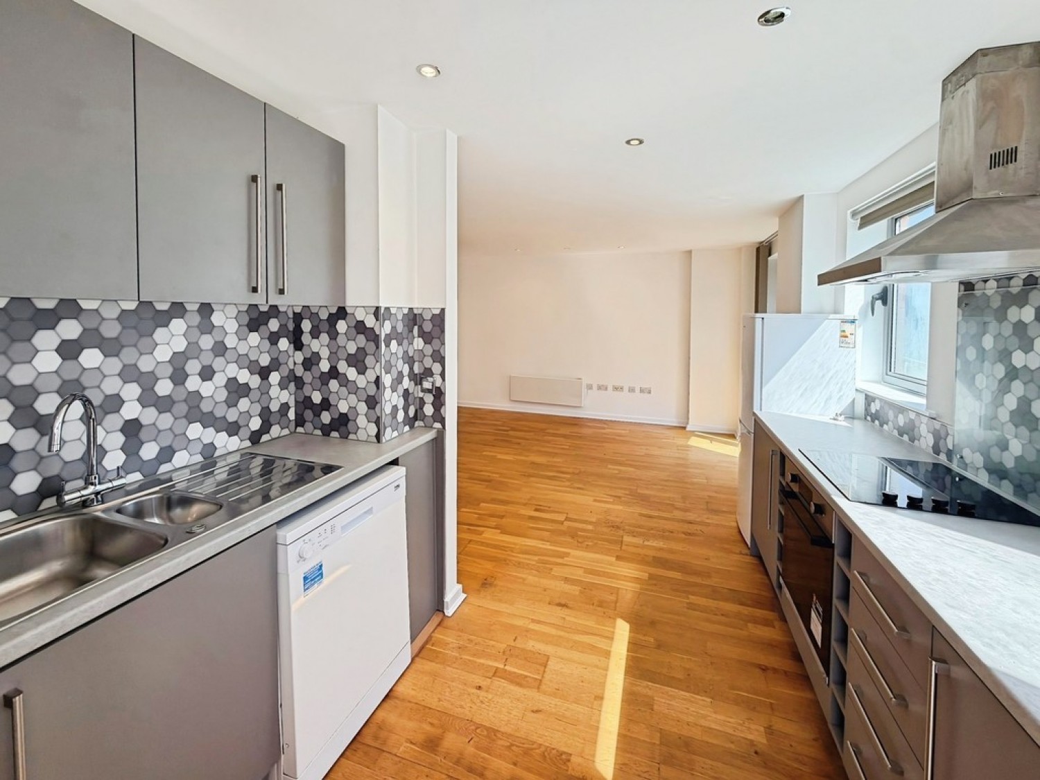 2 bedroom Flat for Sale Santorini, City Island