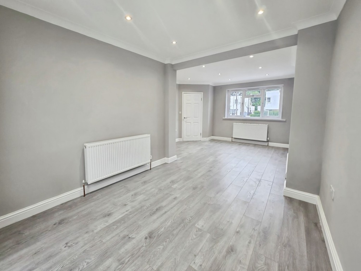 3 bedroom House for Letting Riviera Gardens, Potternewton Lane