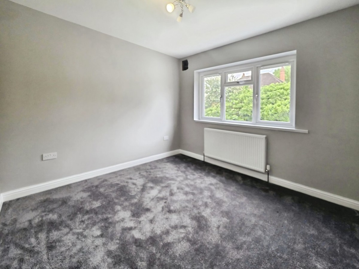 Riviera Gardens, Potternewton Lane