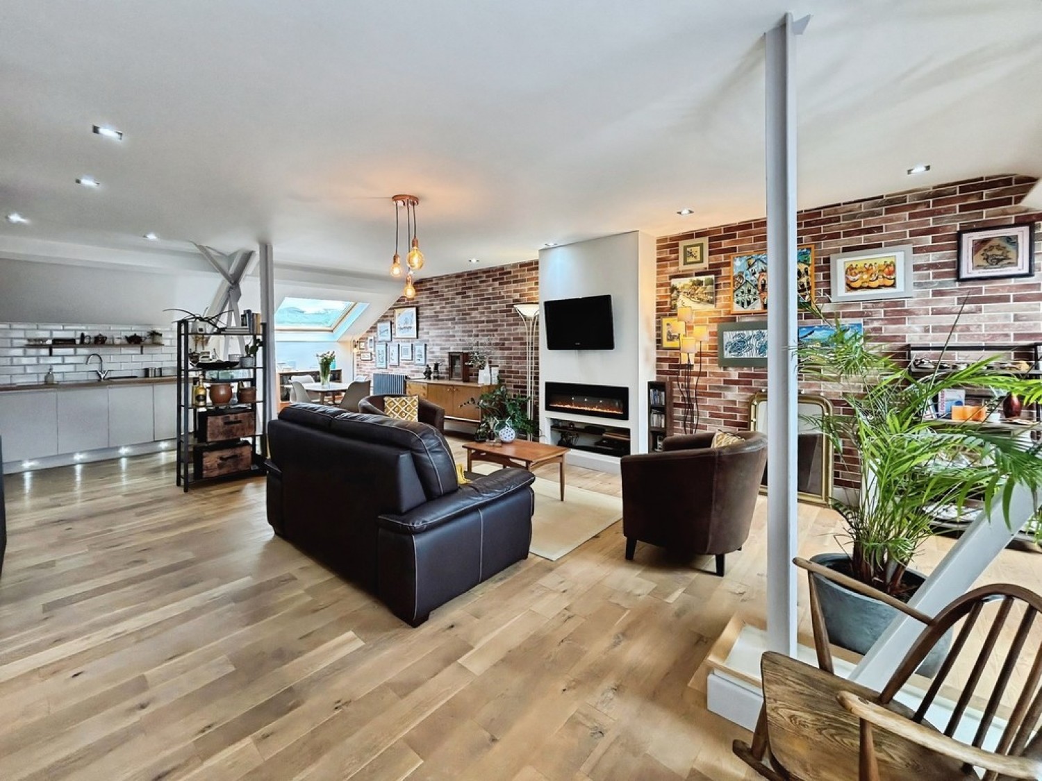 3 bedroom Flat for Sale Merchants House, North Street