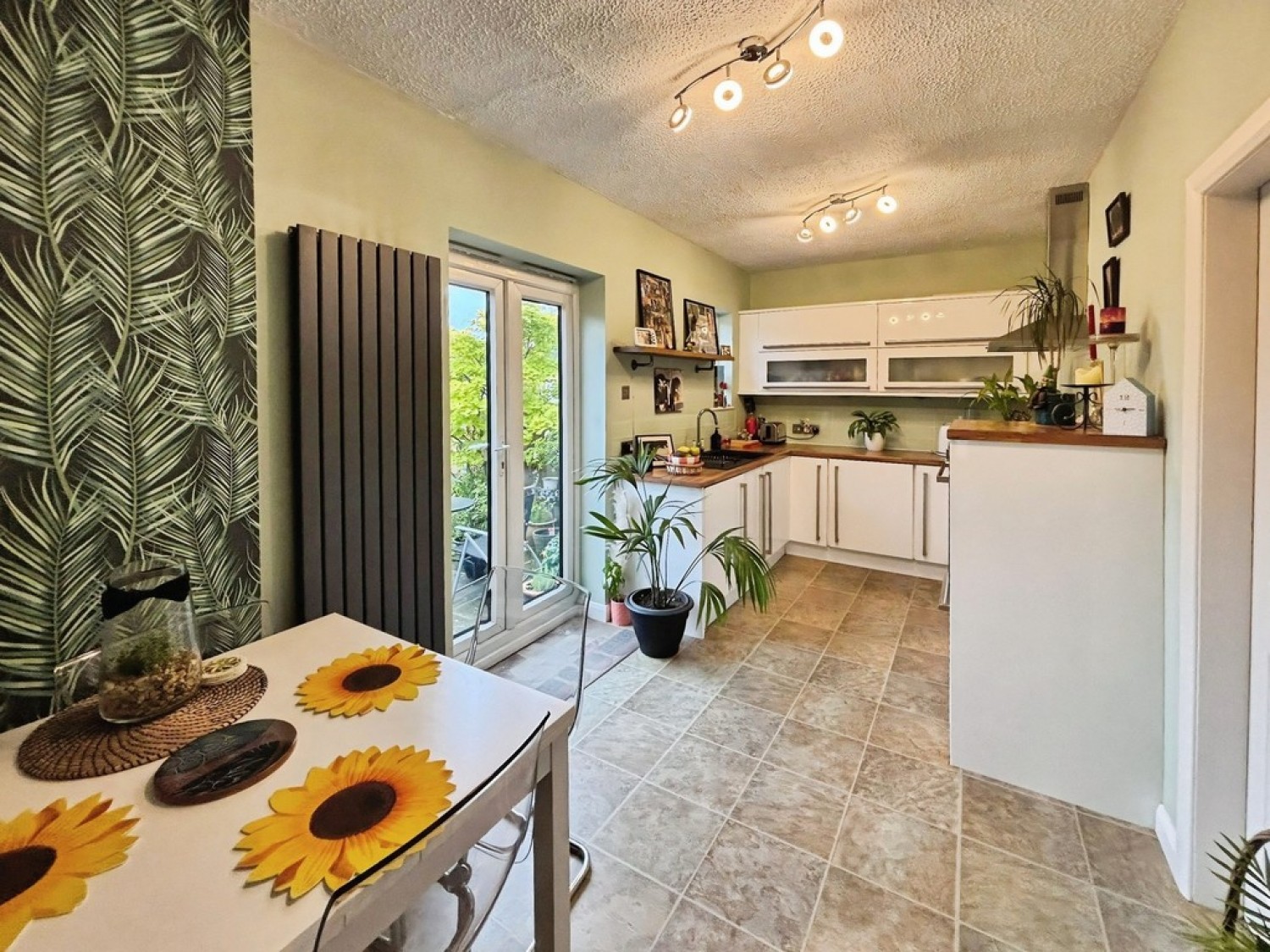 2 bedroom House for Sale Homefield Avenue, Morley