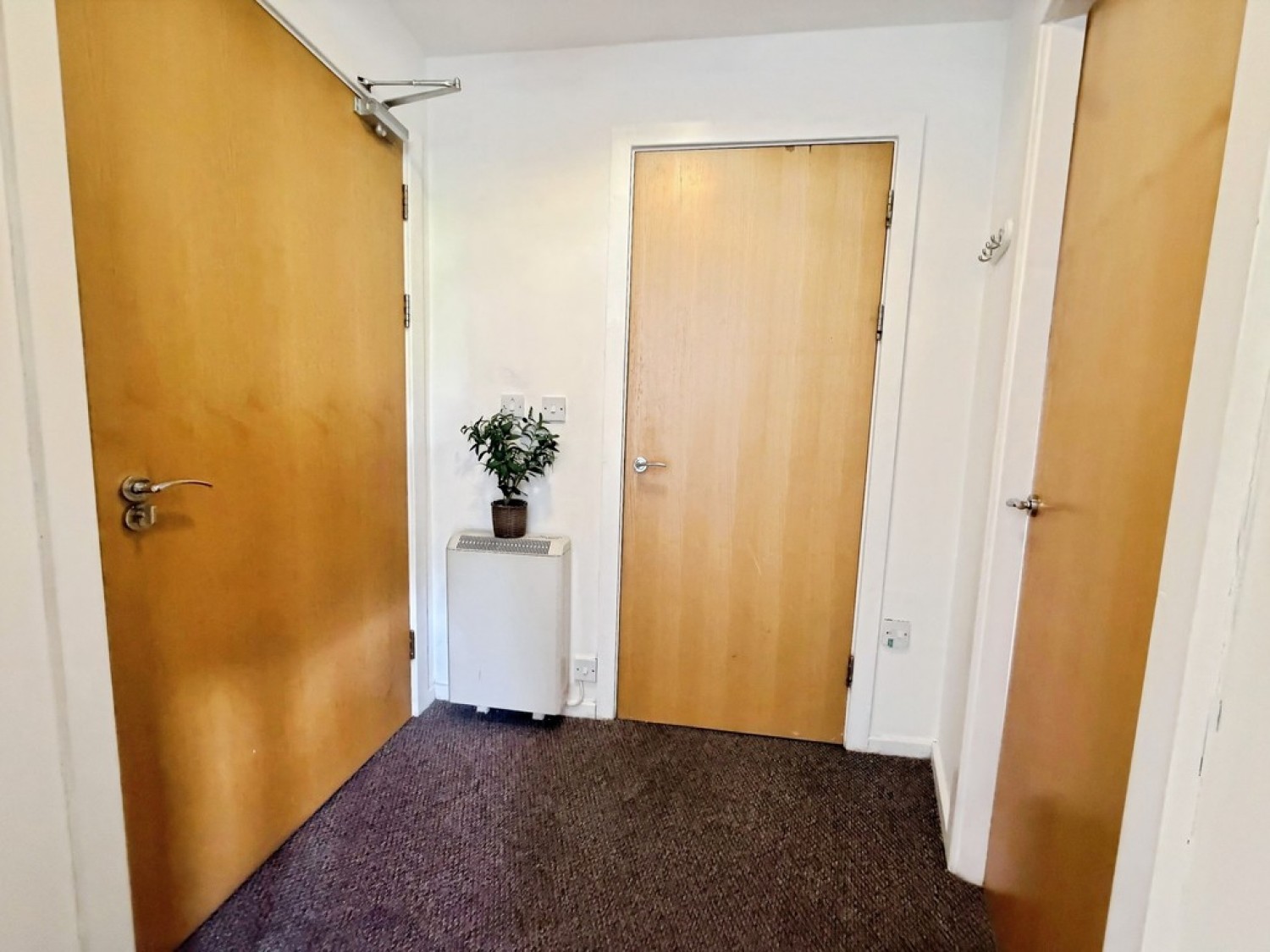 1 bedroom Flat for Auction Ahlux House, Millwright Street