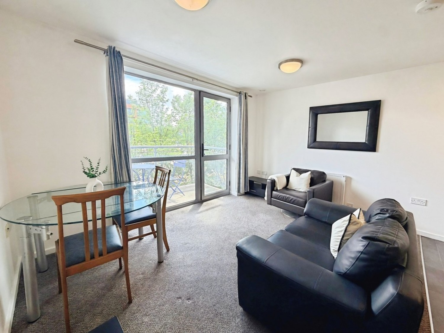 1 bedroom Flat for Auction Ahlux House, Millwright Street