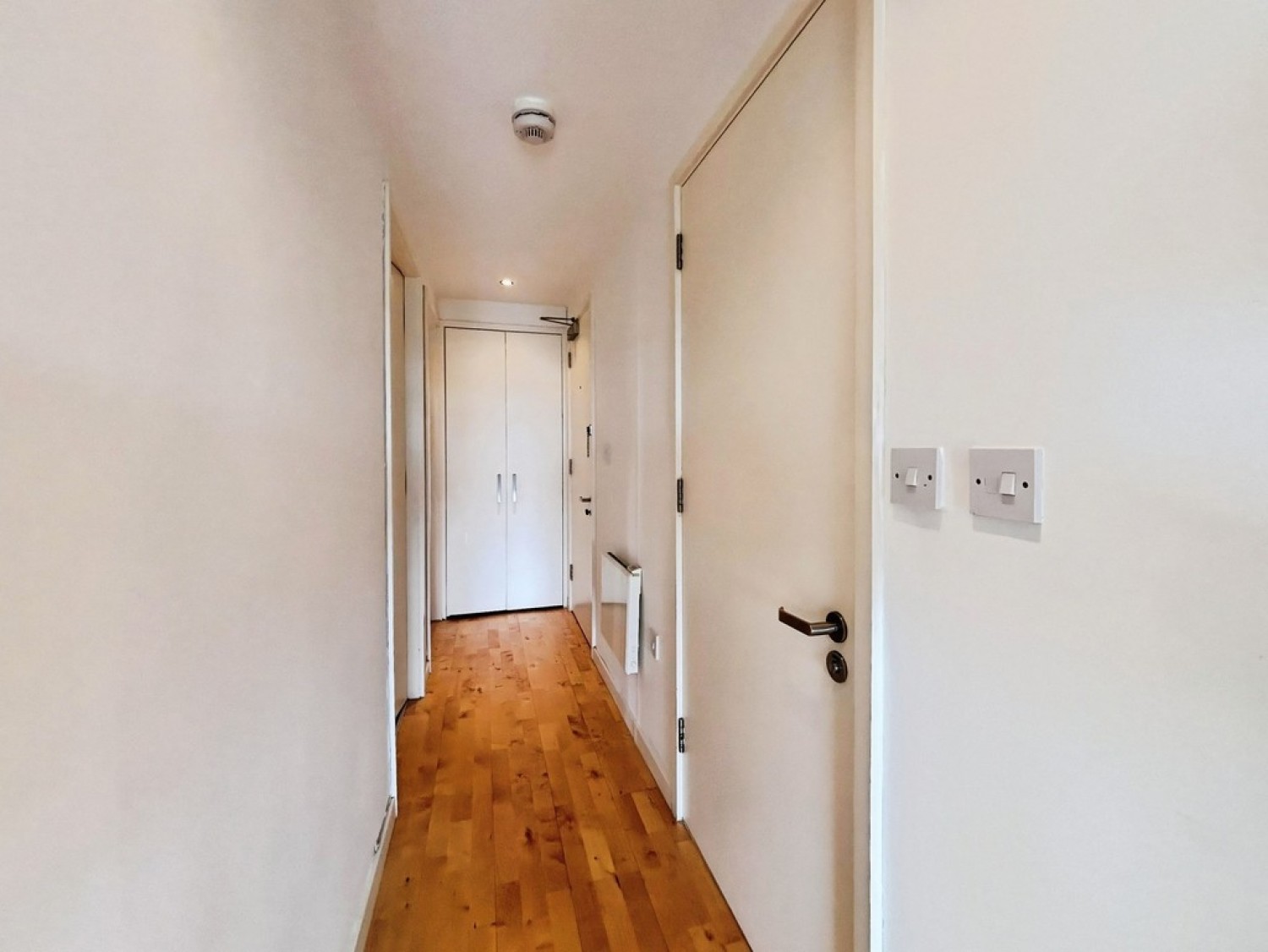 2 bedroom Flat for Sale Saxton, The Avenue