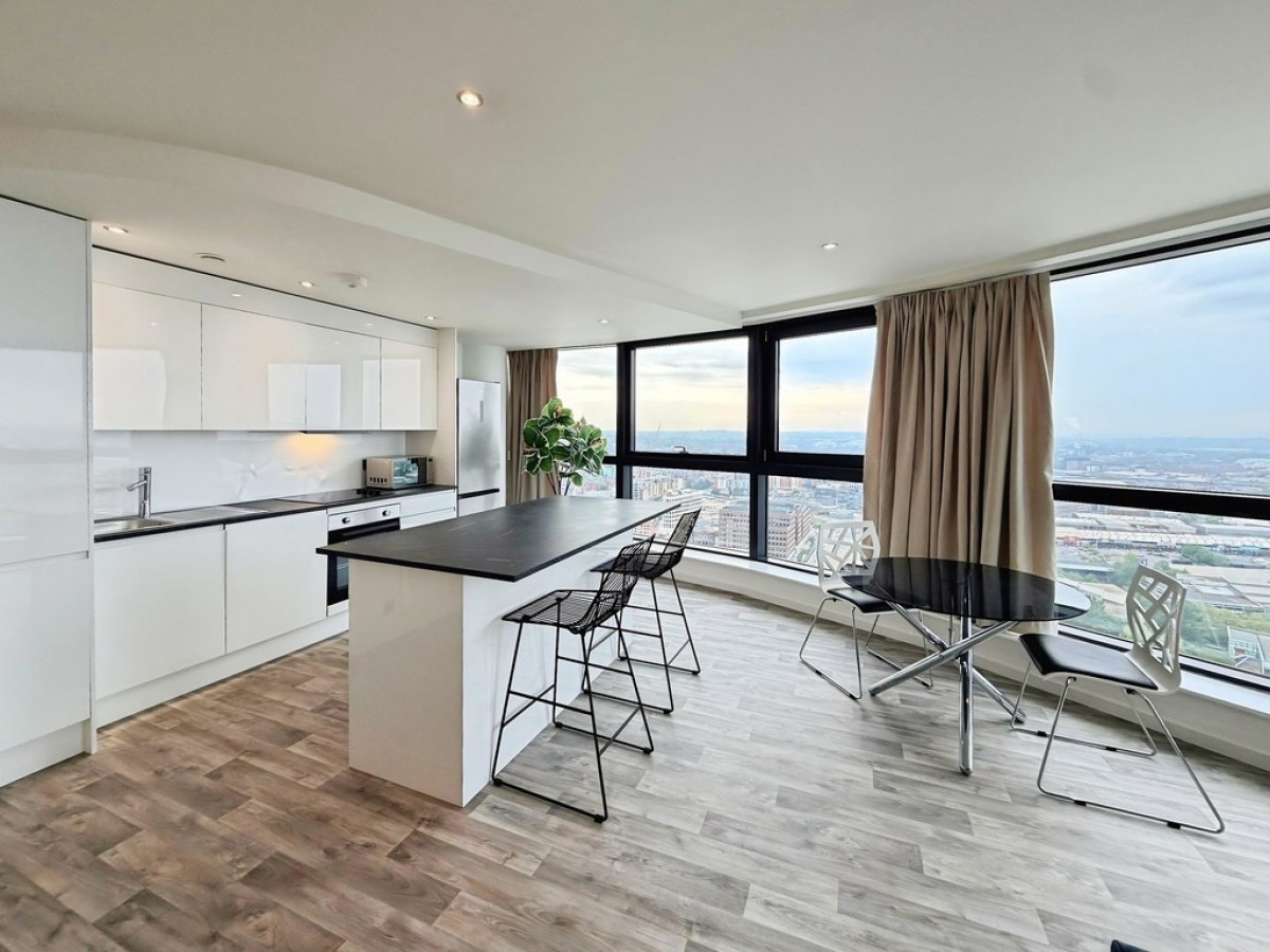 Penthouse, Bridgewater Place