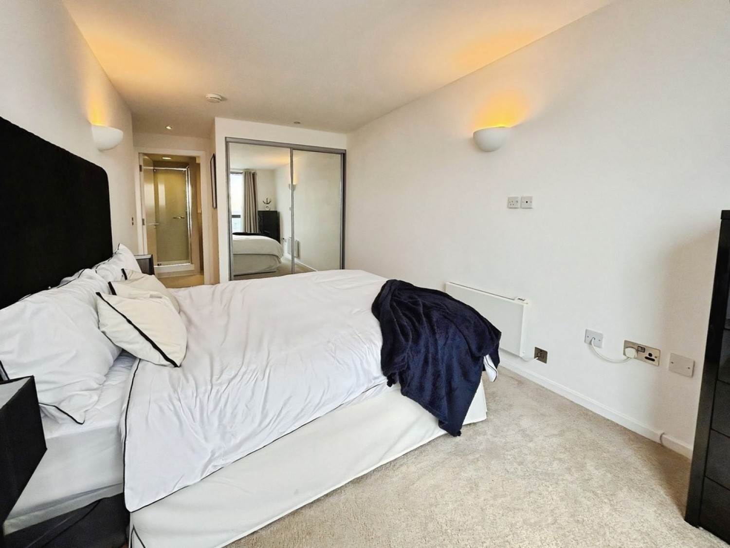2 bedroom Flat for Sale Penthouse, Bridgewater Place