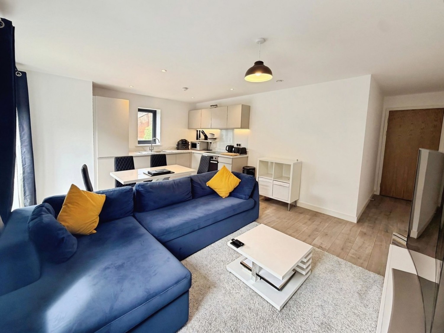 2 bedroom Flat for Sale Green Quarter, Leeds