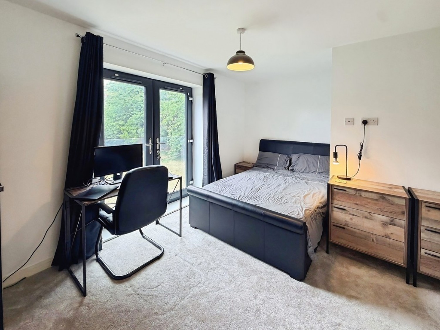 2 bedroom Flat for Sale Green Quarter, Leeds
