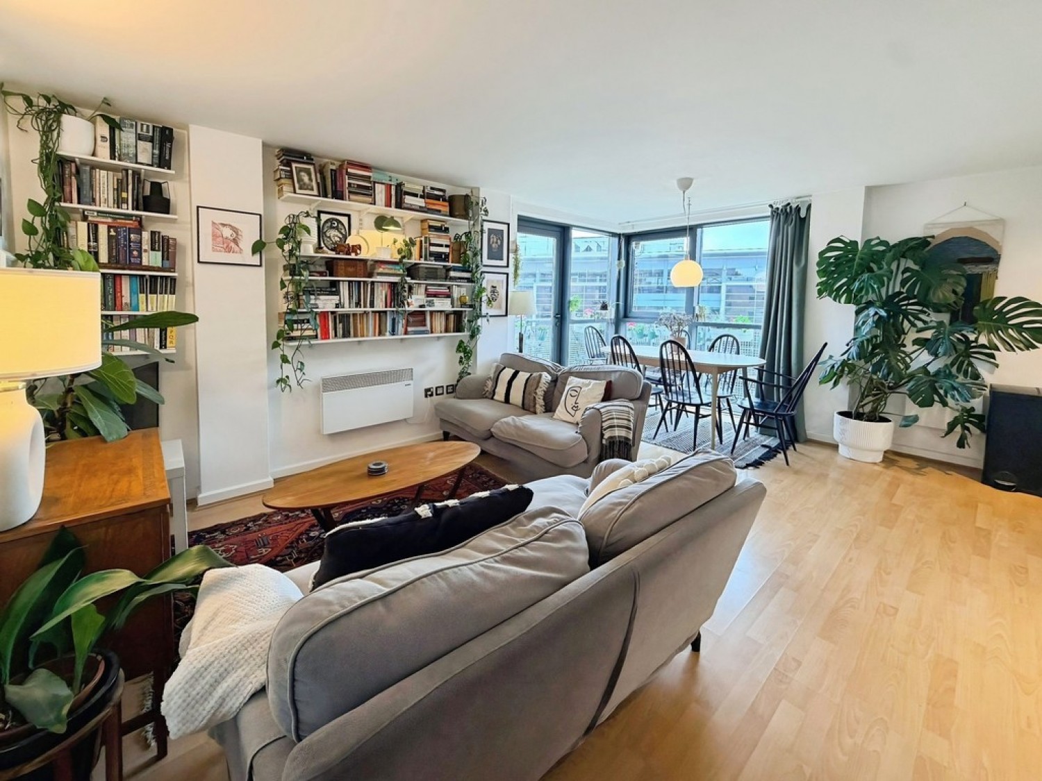 2 bedroom Flat for Sale Velocity South, City Walk