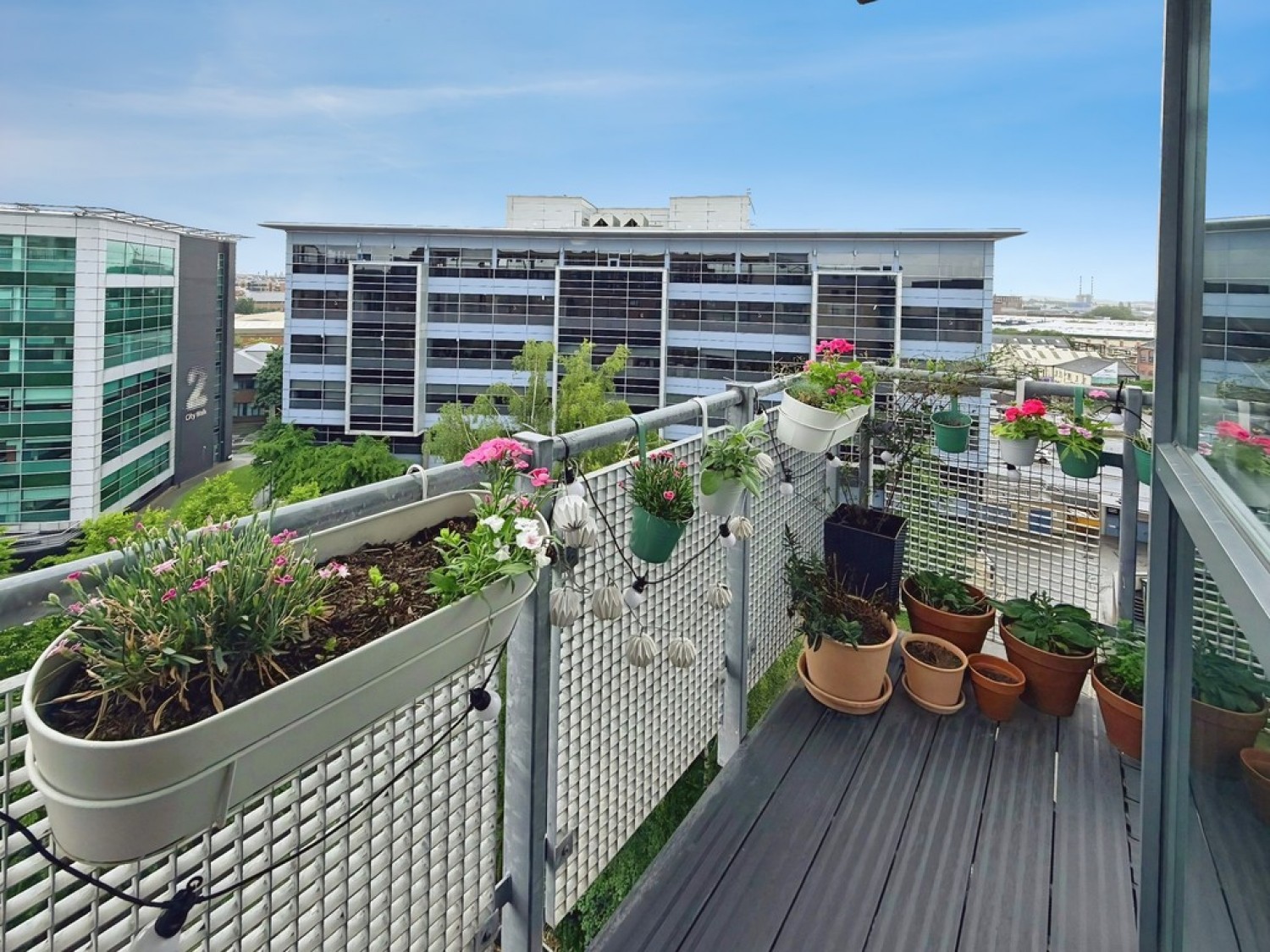 2 bedroom Flat for Sale Velocity South, City Walk