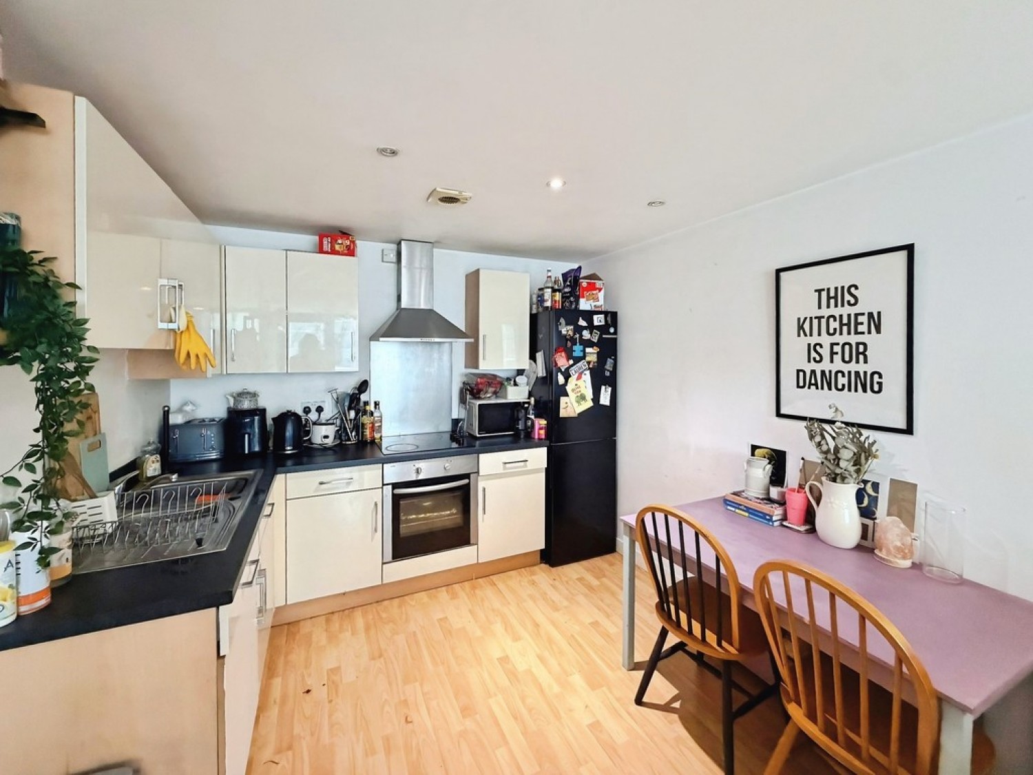 2 bedroom Flat for Sale Lovell House, Skinner Lane