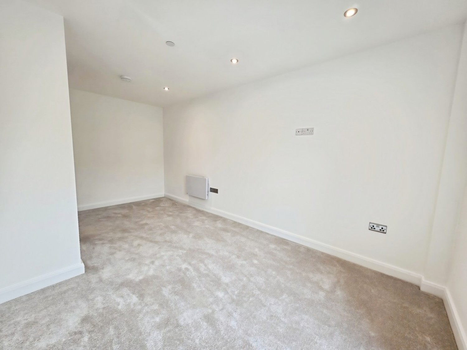 1 bedroom Flat for Letting The Mount, Richmond Hill Approach