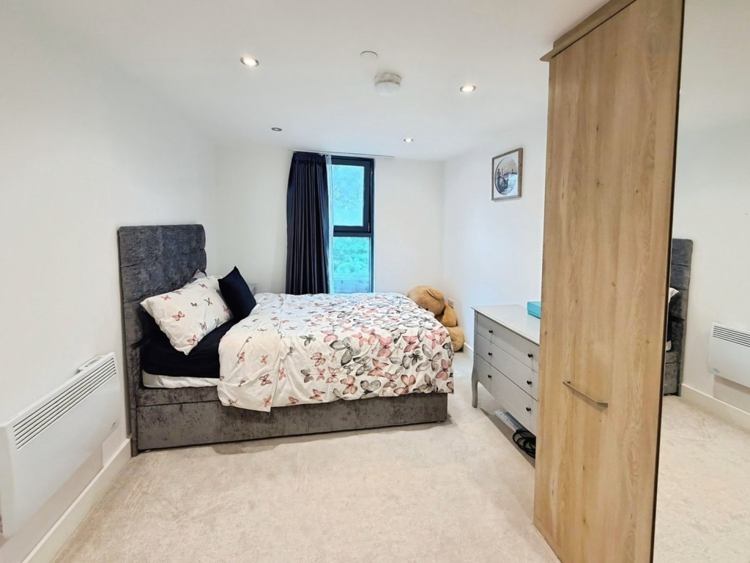 2 bedroom Flat for Sale Laylands House, Mabgate