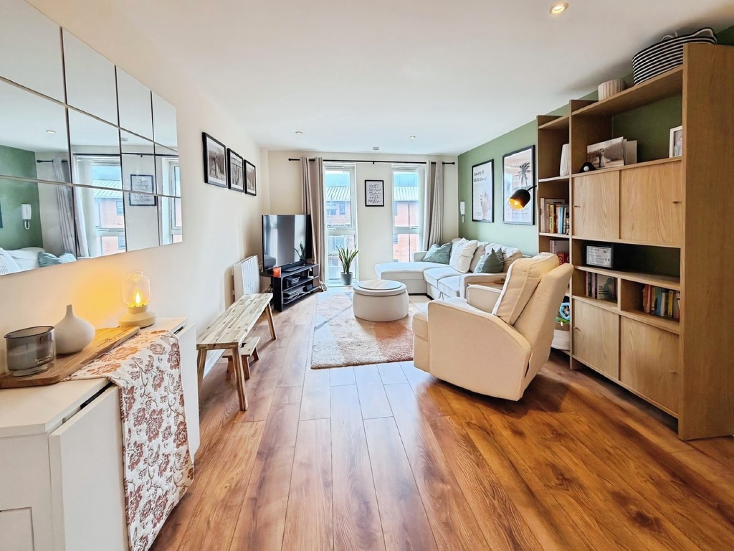 2 bedroom Flat for Sale Trinity One, East Street