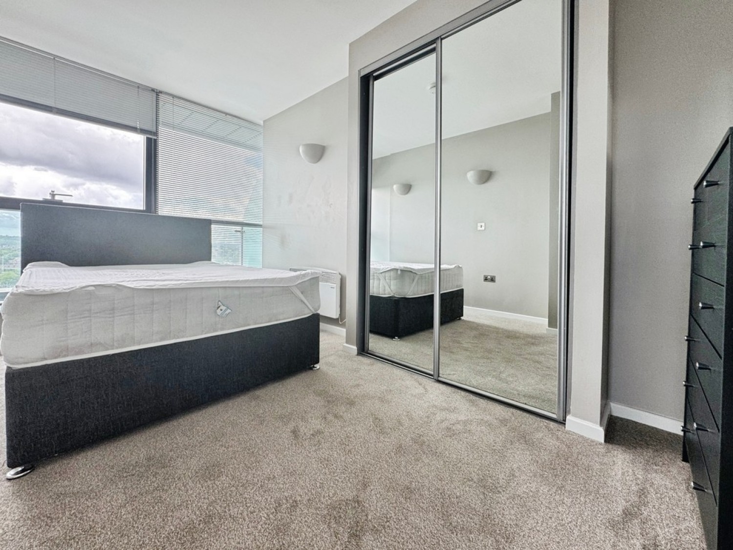 2 bedroom Flat for Letting Bridgewater Place, Water Lane