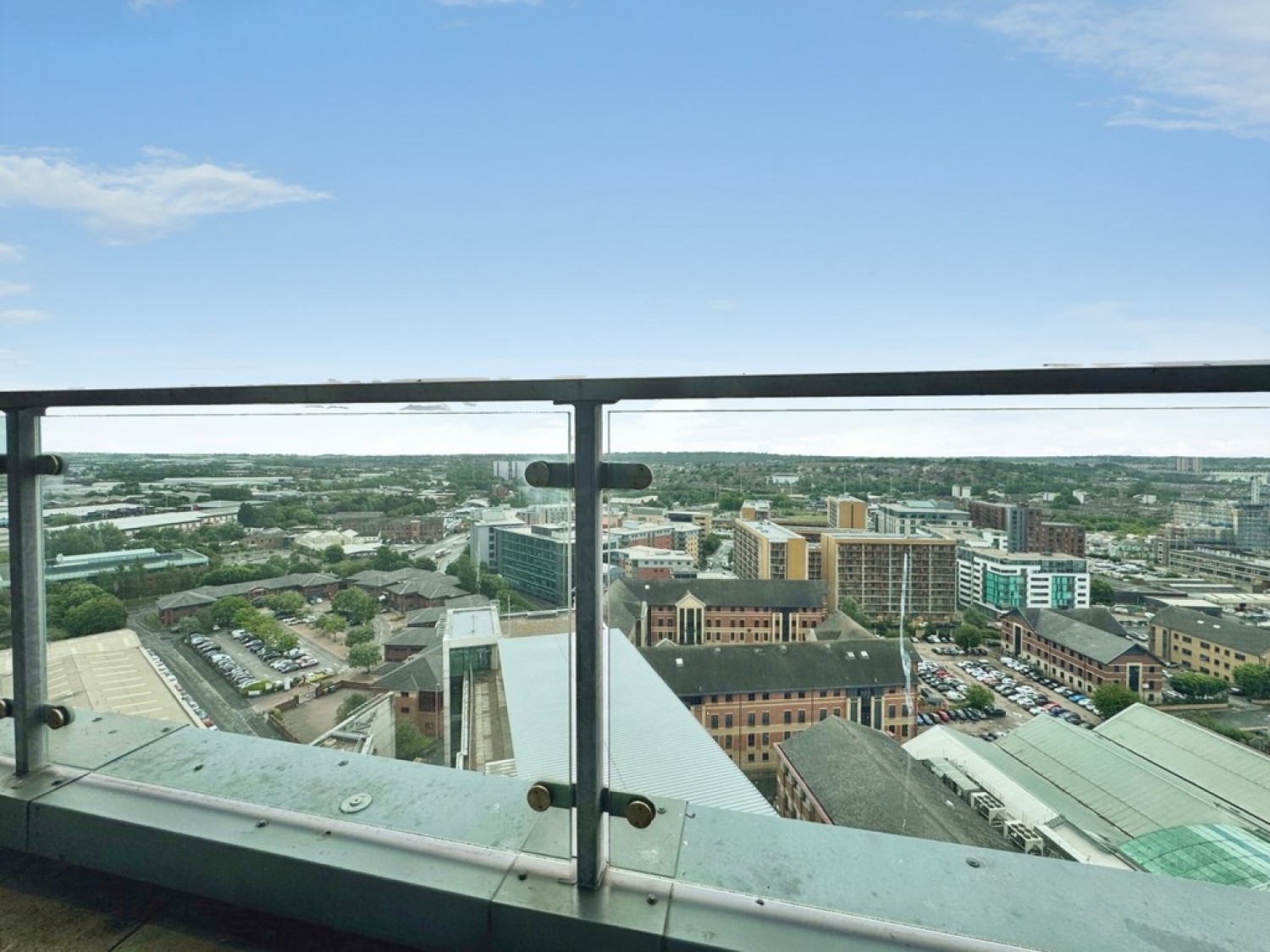2 bedroom Flat for Letting Bridgewater Place, Water Lane