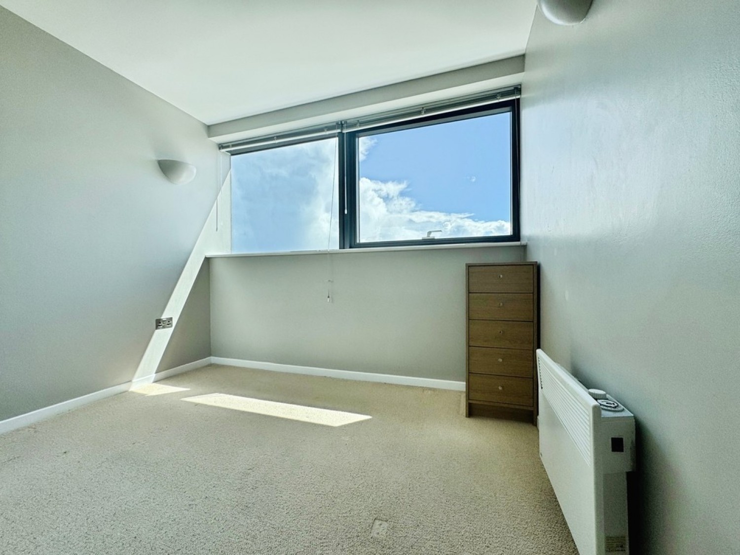 2 bedroom Flat for Letting Bridgewater Place, Water Lane