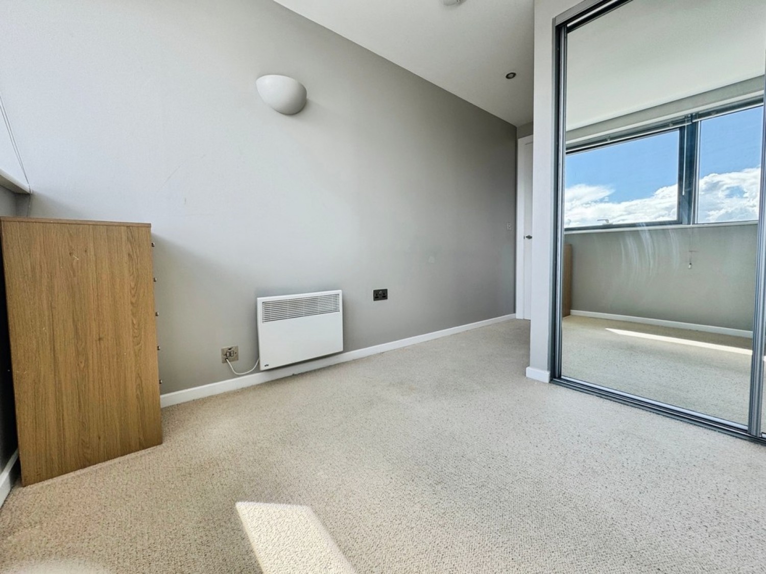 2 bedroom Flat for Letting Bridgewater Place, Water Lane
