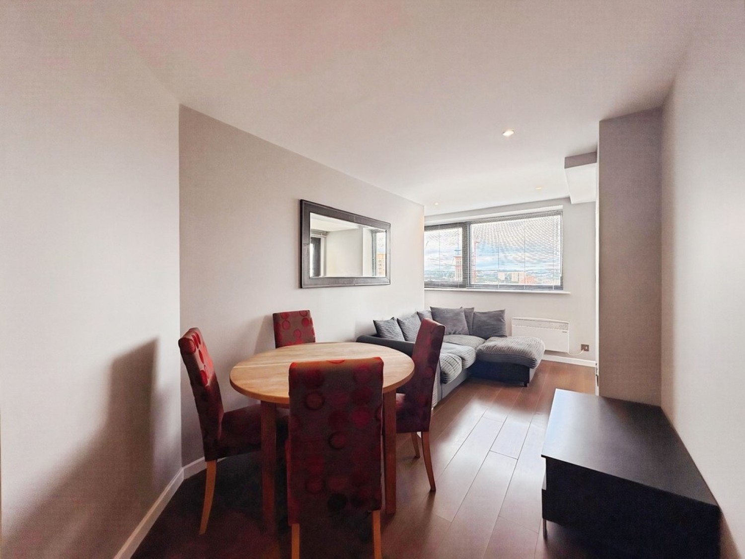 2 bedroom Flat for Letting Bridgewater Place