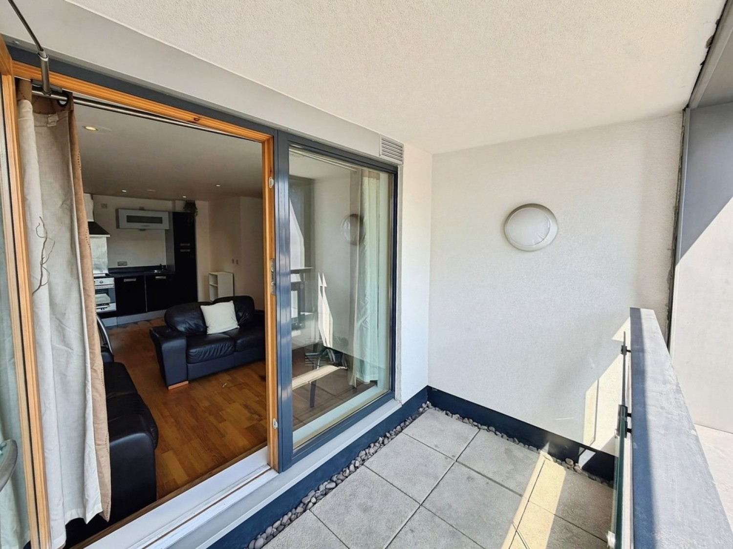 2 bedroom Flat for Letting The Gateway East, Marsh Lane