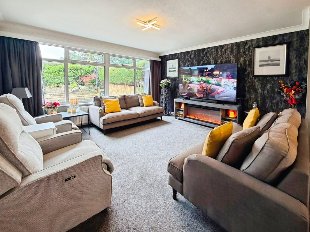 Shadwell Lane, Alwoodley