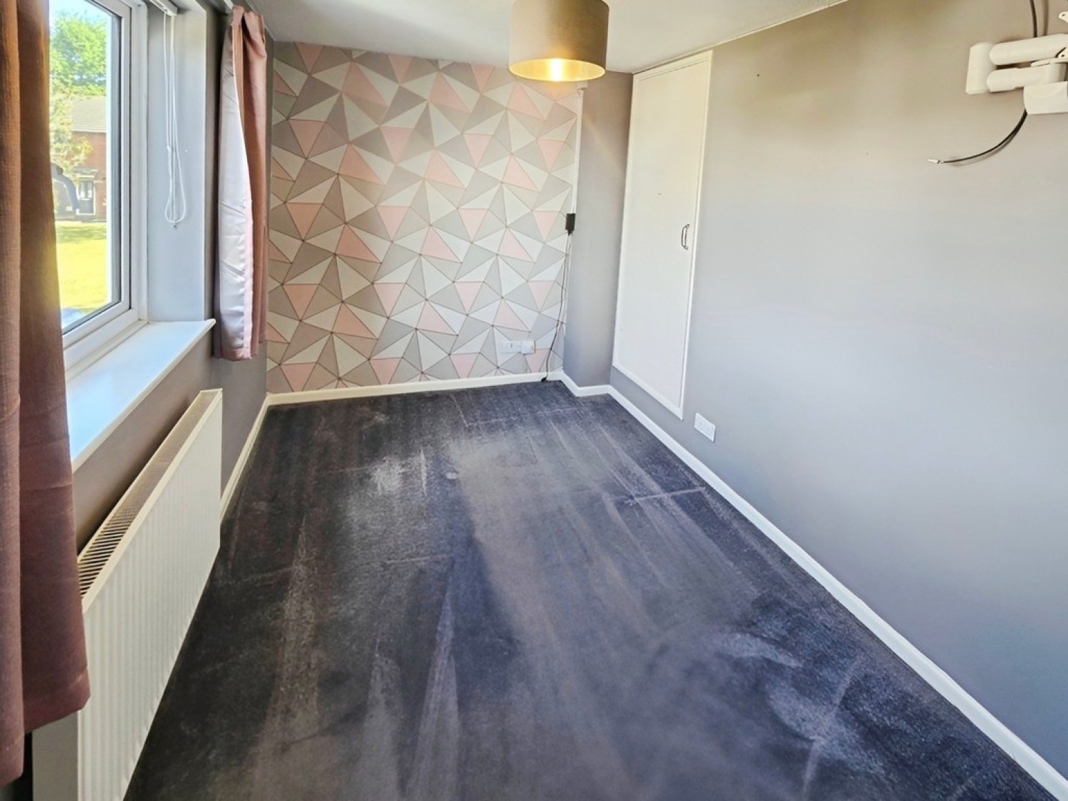 Britten Drive, Broadfields