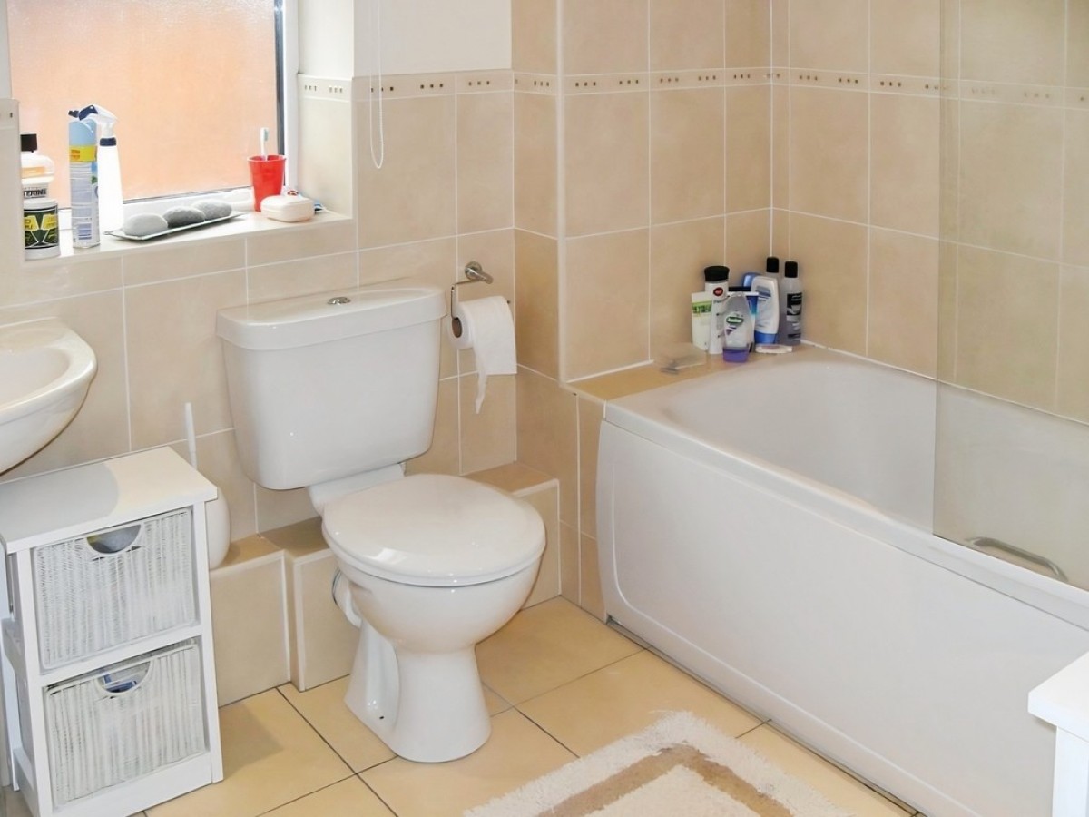 Brewers Court, Willeys Avenue