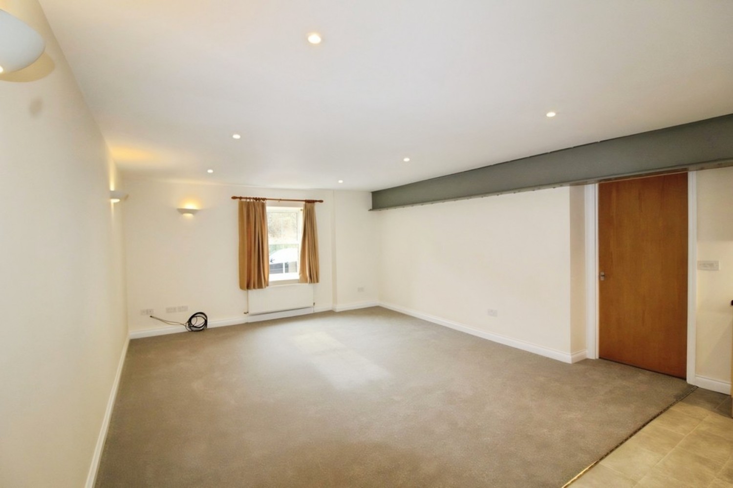 2 bedroom Flat for Letting Willeys Avenue Exeter EX2