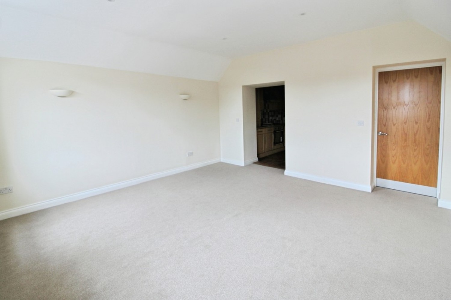 2 bedroom Flat for Letting Brewers Court Willeys Avenue EX2