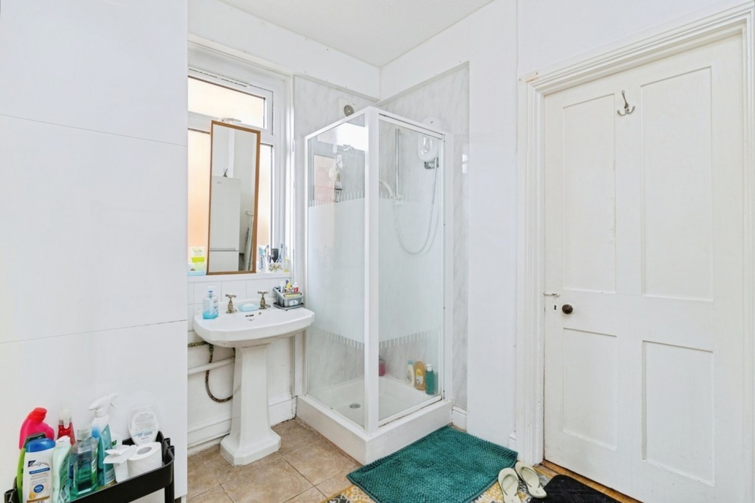 Flat 1, 77 Old Tiverton Road