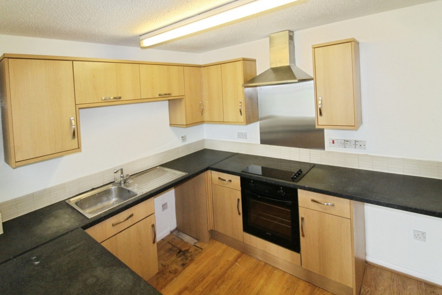 3 bedroom House for Letting Garland Close, Exwick, Exeter