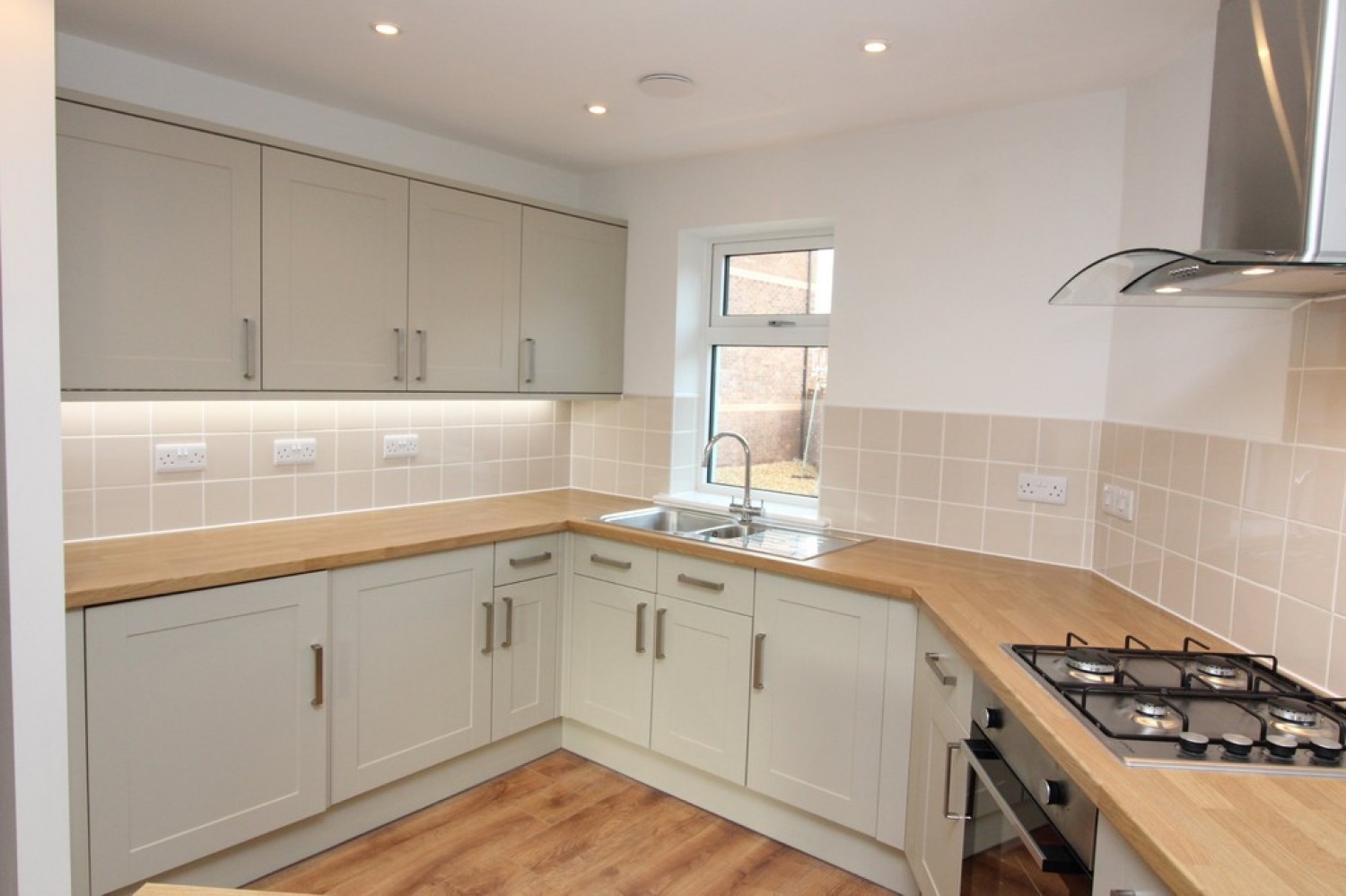 2 bedroom Flat for Letting Brewers Court, Exeter