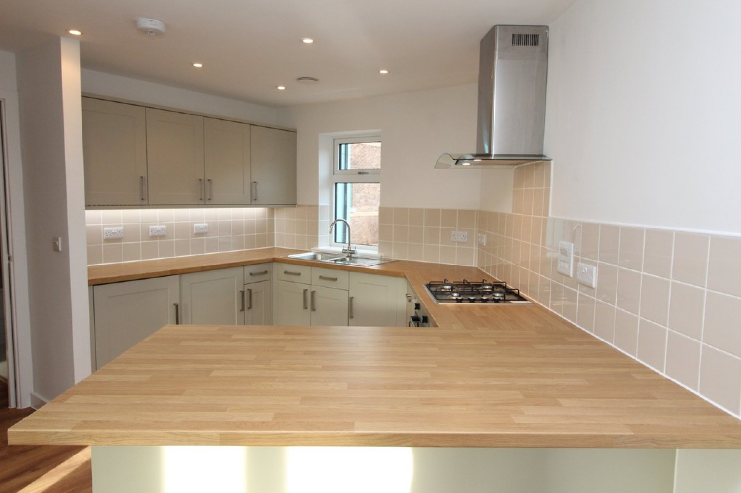2 bedroom Flat for Letting Brewers Court, Exeter