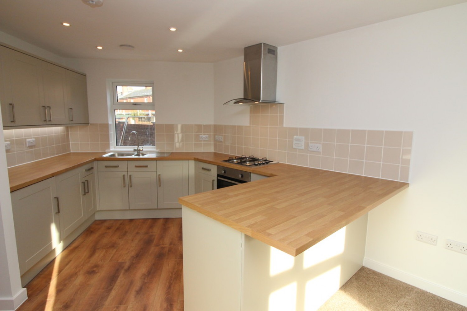 2 bedroom Flat for Letting Brewers Court, Exeter