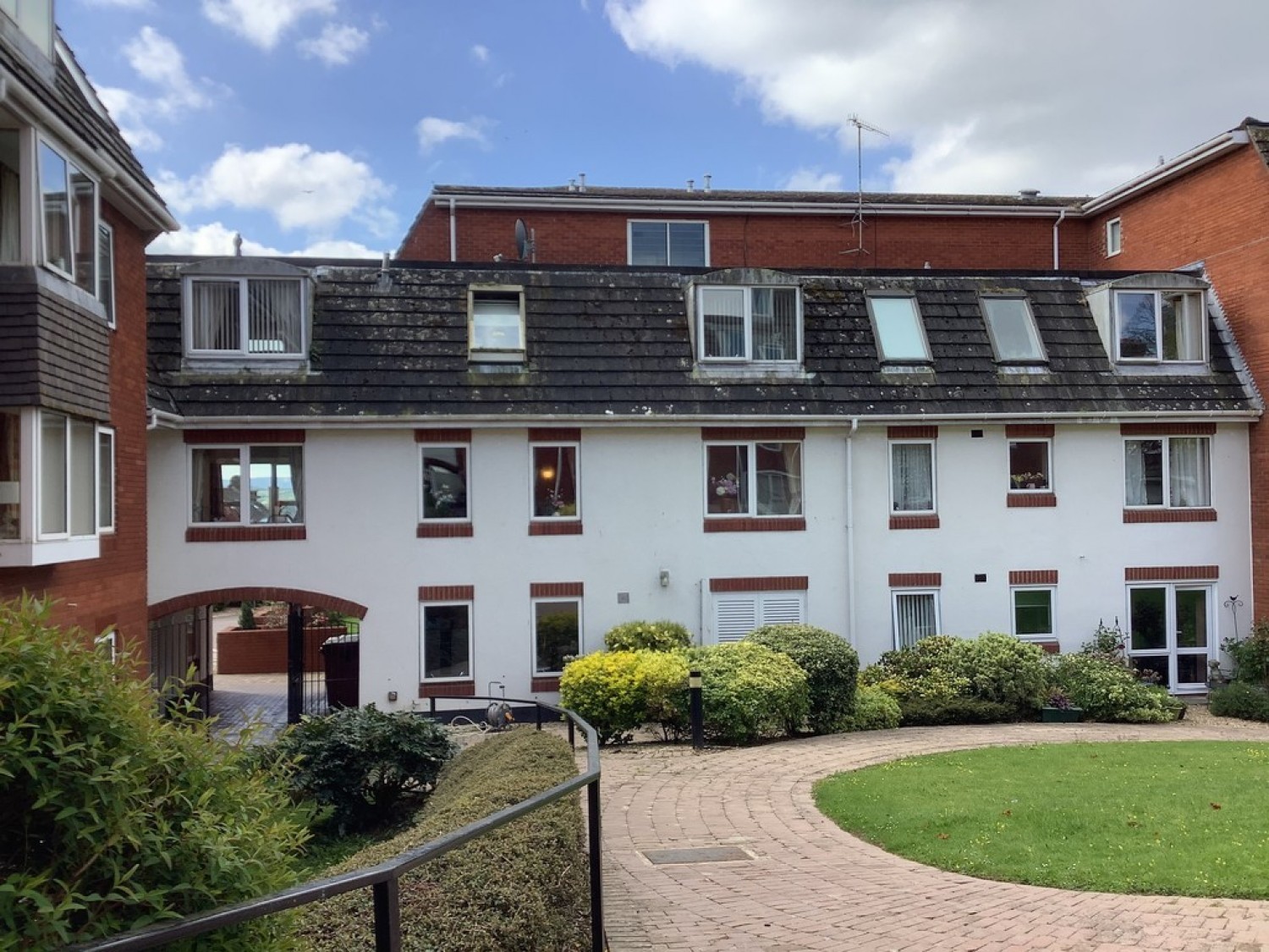 Homecourt House