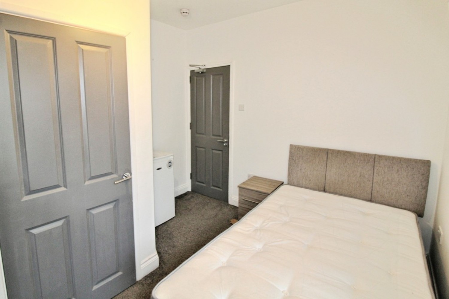 1 bedroom House of Multiple Occupation for Letting Newton Abbot, Devon