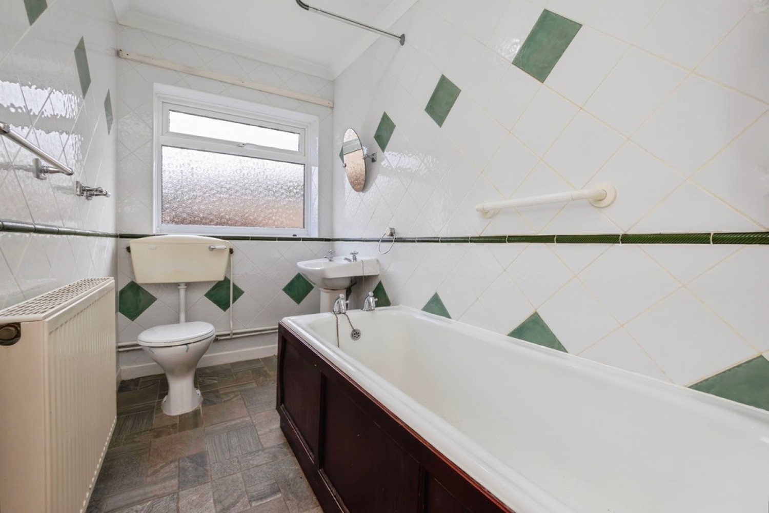 3 bedroom Bungalow in Purcell Close, Broadfields, Exeter