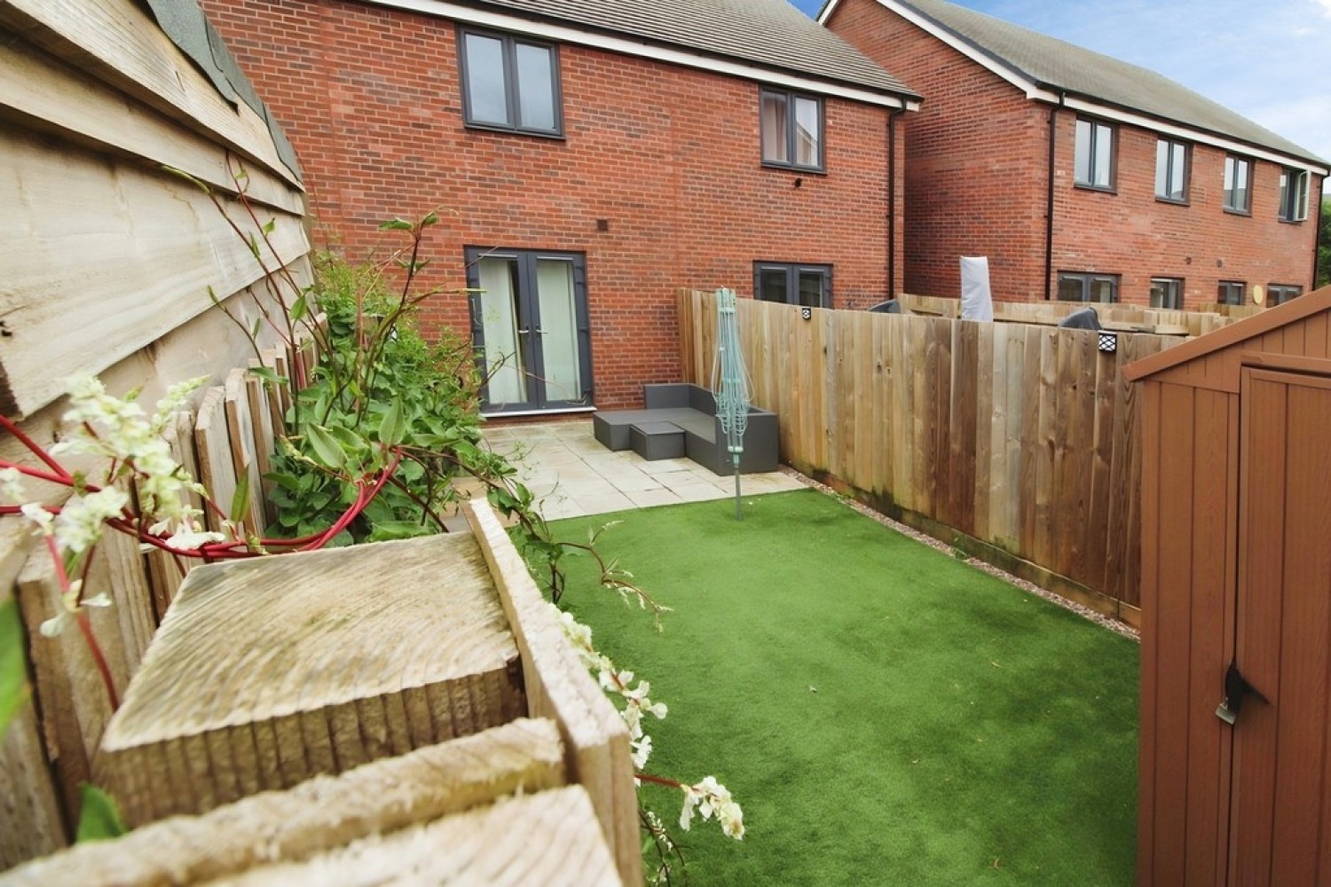 2 bedroom House for Letting Hutchings Drive