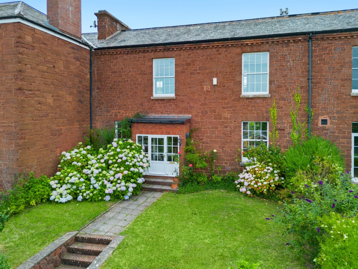 Farmhouse Rise, Exminster, Devon