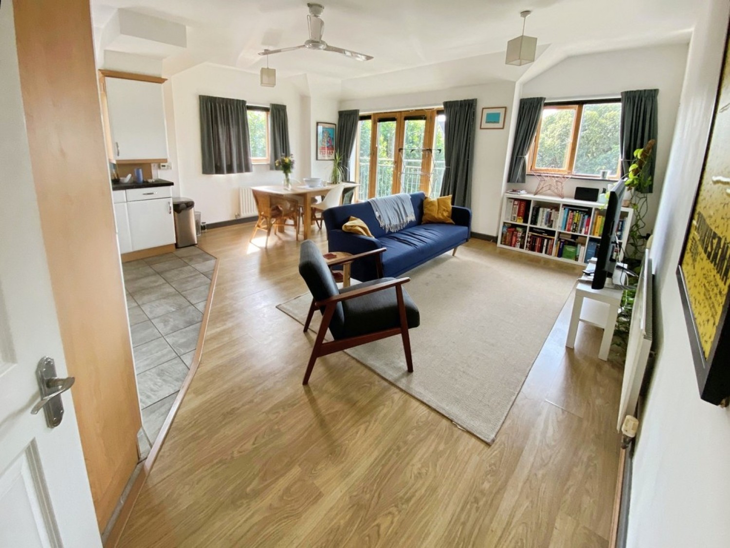 2 bedroom Flat for Letting Bonhay Road, Exeter, Devon