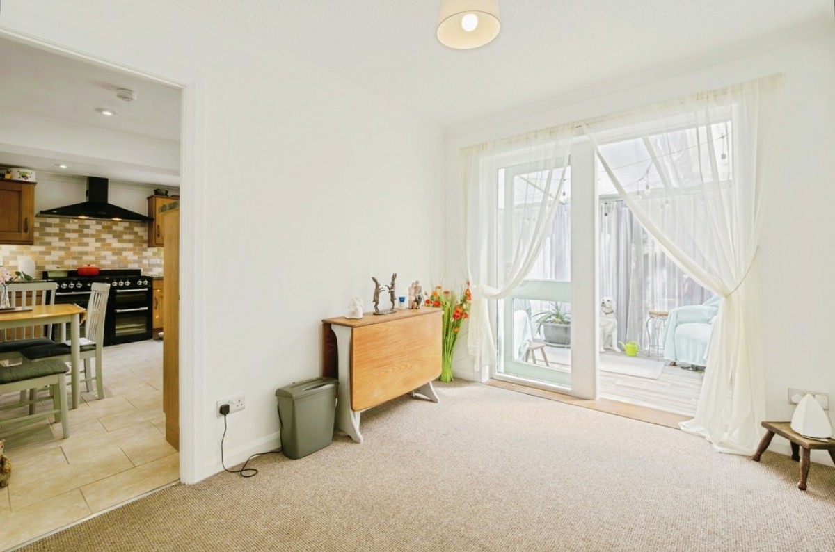 Hamilton Grove, Starcross