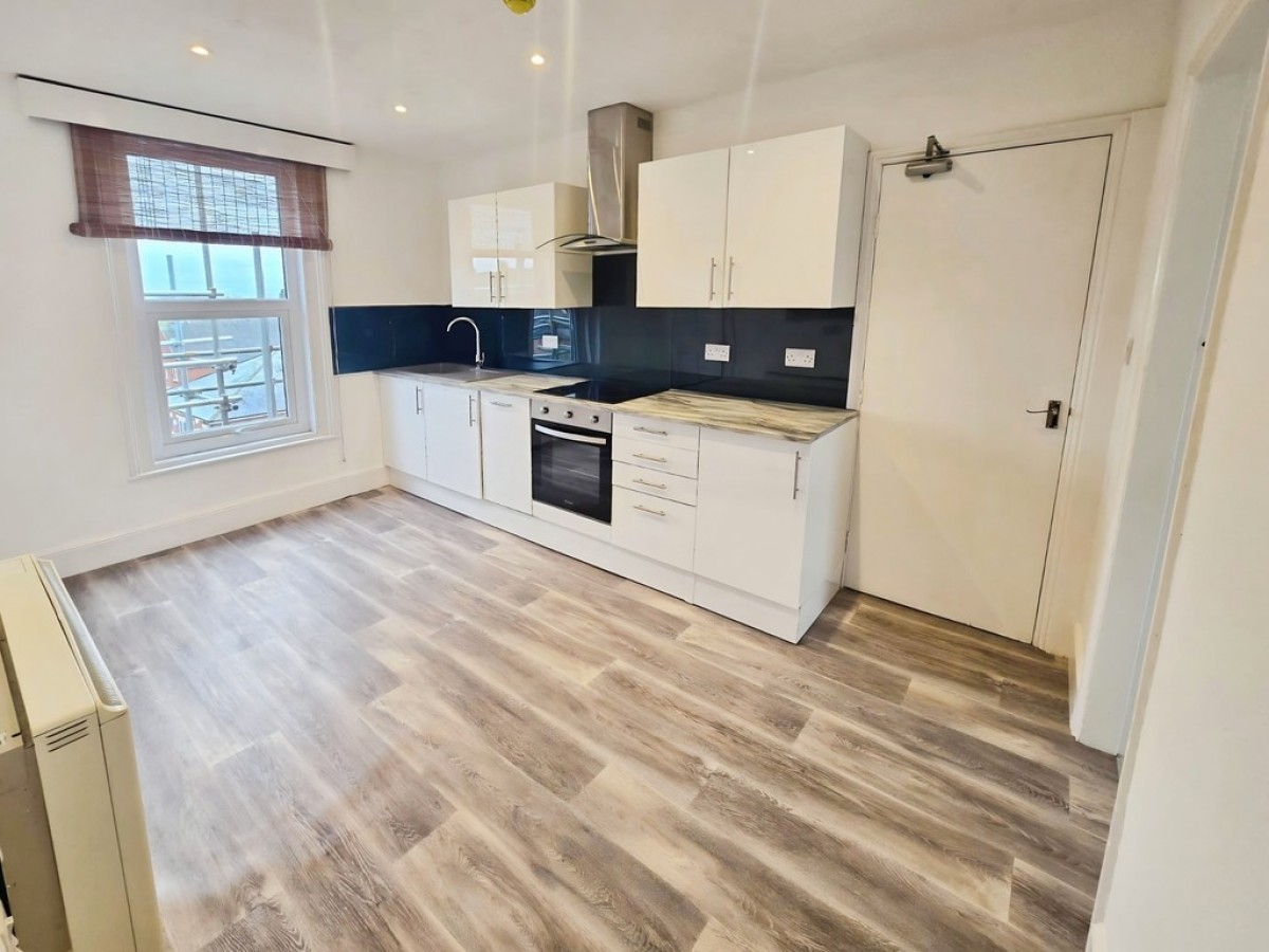 Second Floor Flat, Blackboy Road