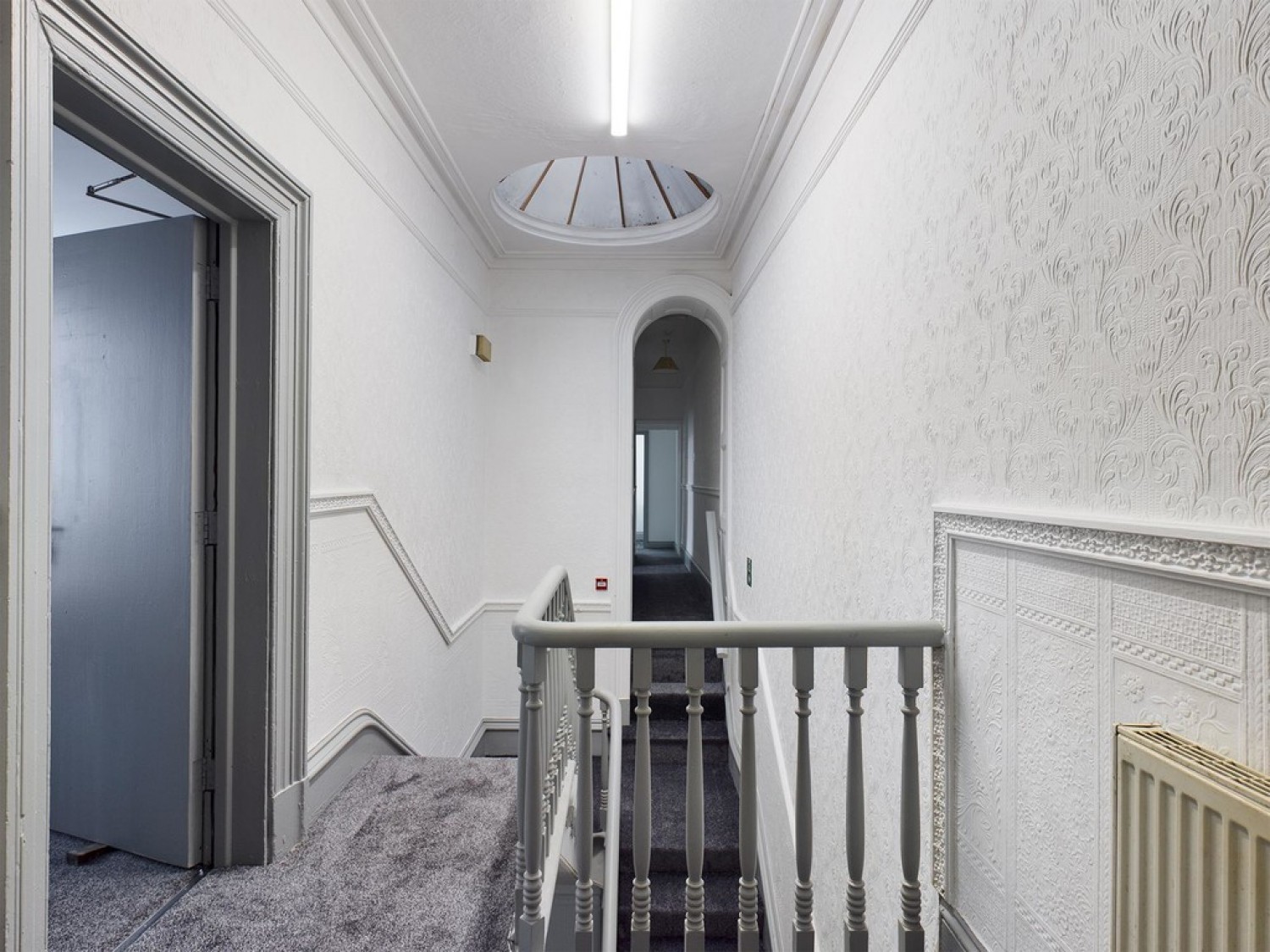 6 bedroom House in Carlton Road