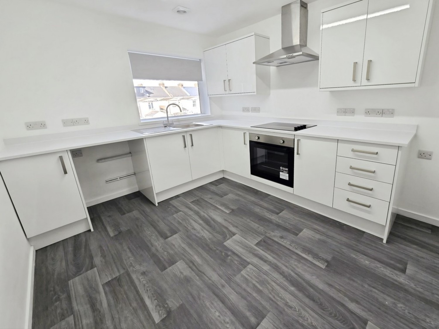 3 bedroom Flat for Letting St Thomas Centre