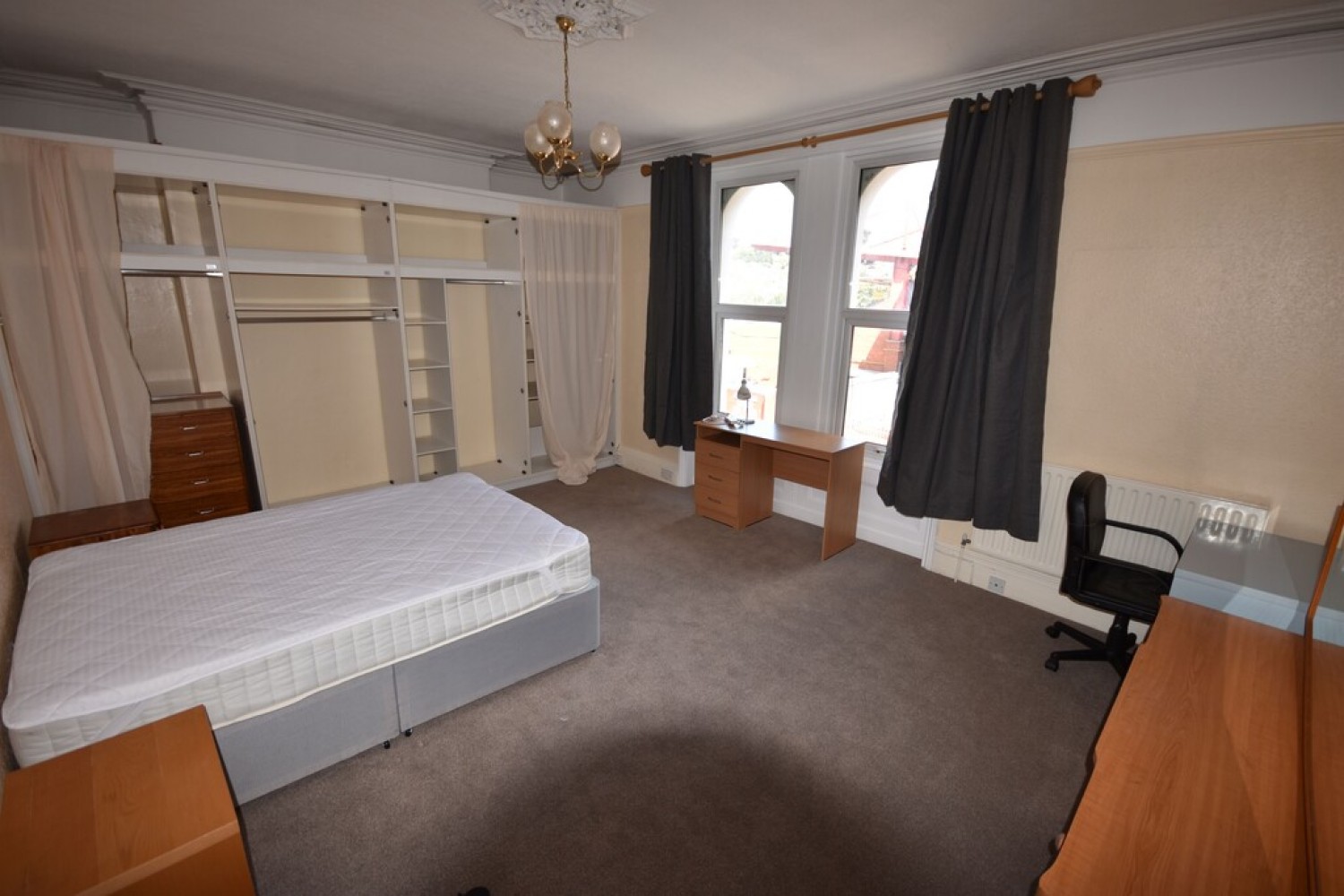 5 bedroom House for Letting St James Road