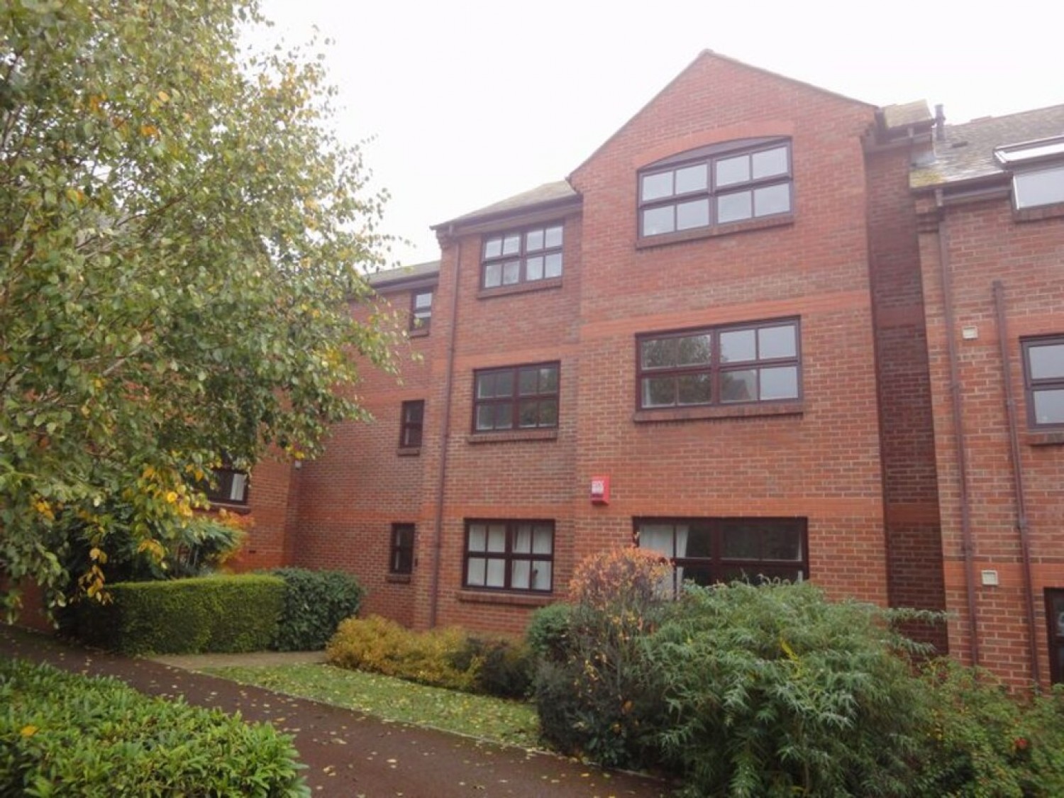 2 bedroom Flat for Letting Swan Court
