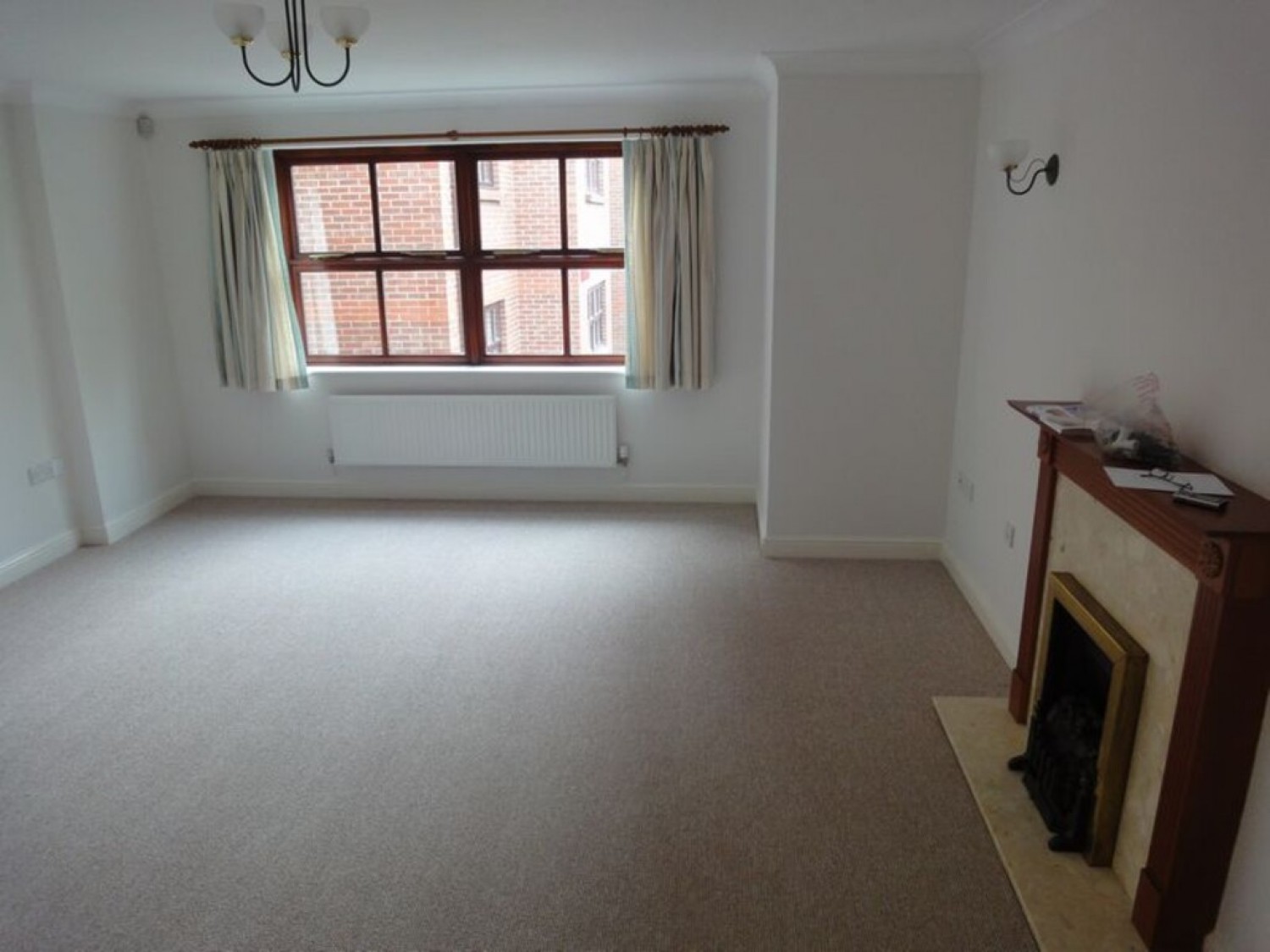 2 bedroom Flat for Letting Swan Court