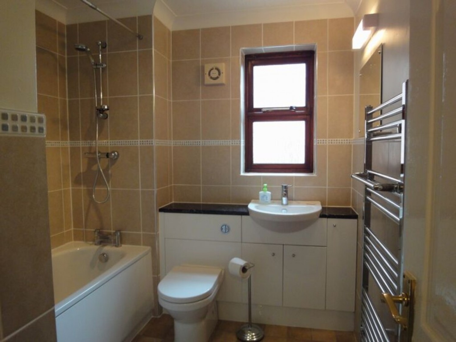 2 bedroom Flat for Letting Swan Court
